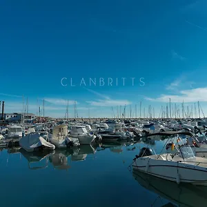  Apartment Marina
