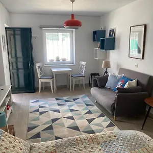 https://mar-studio-estoril.hotels-lisbon-portugal.com